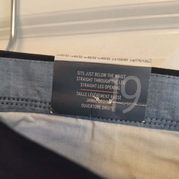 New Gap Khakis Straight Stretch MENS 40/32 Pants - Picture 6 of 11